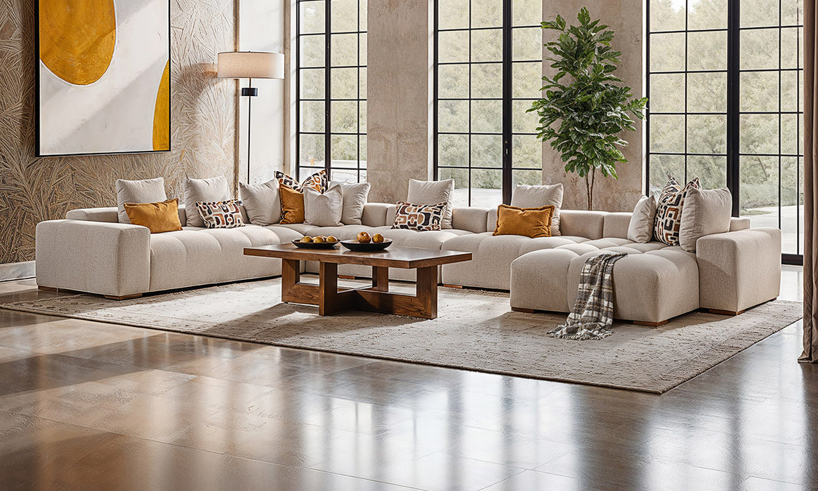 SKY IS THE LIMIT, Salon en U