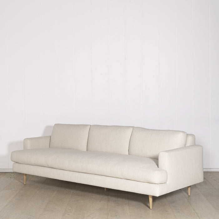 Avilia Sofa