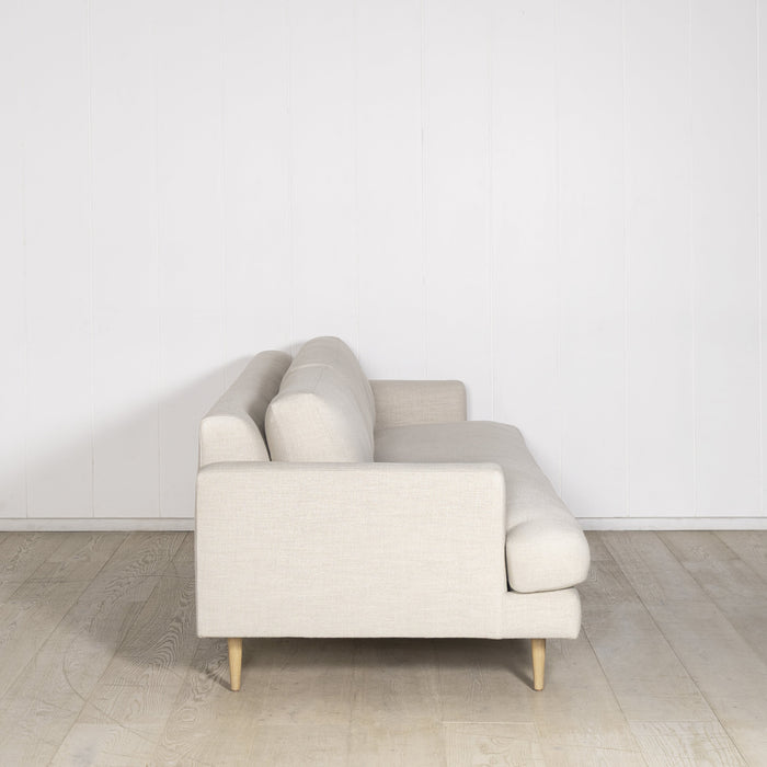 Avilia Sofa
