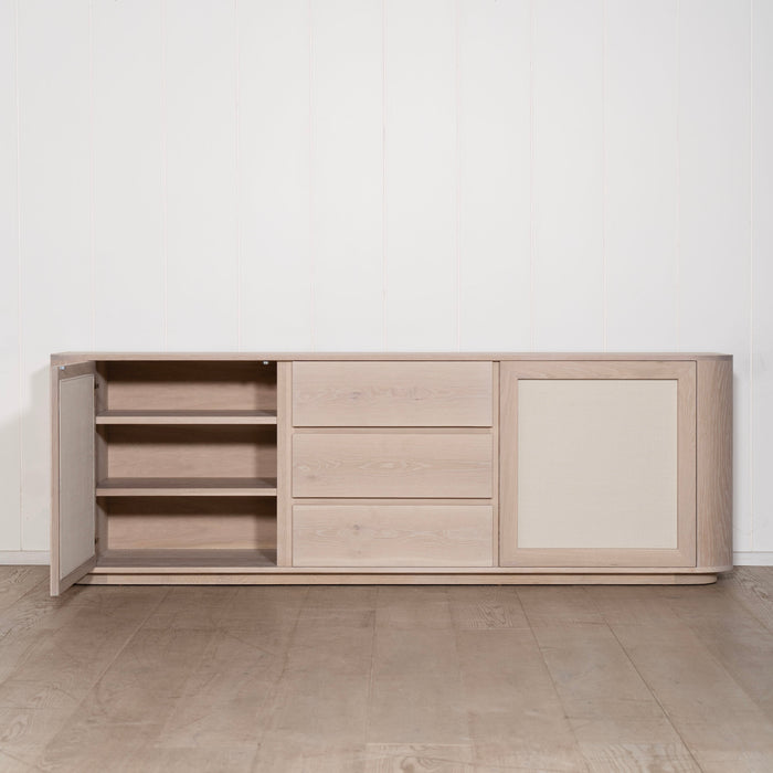 Melo Media Curved Console